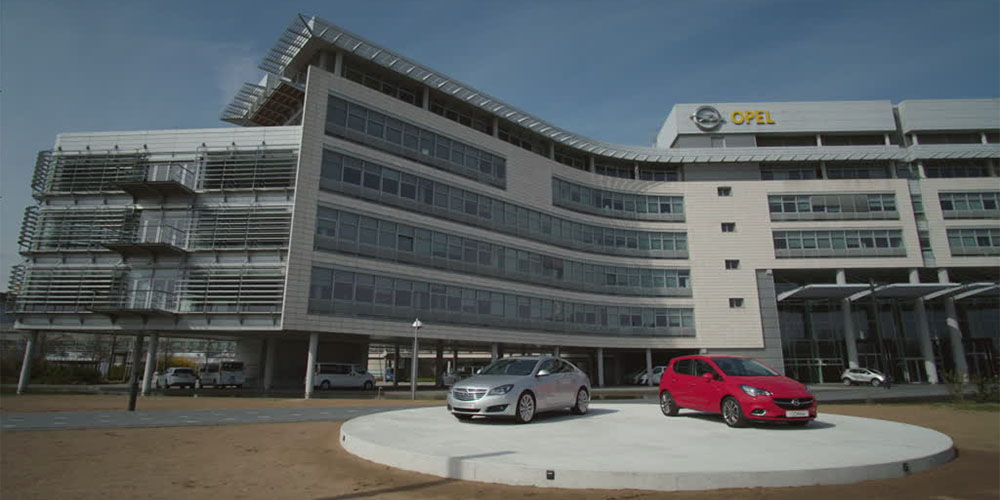 Opel им нуди пари на своите вработени, aко си заминат