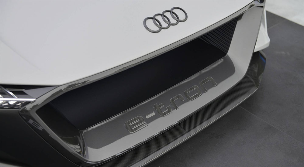 R8