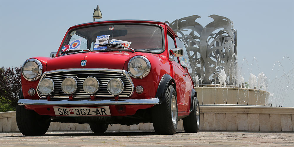 Mini