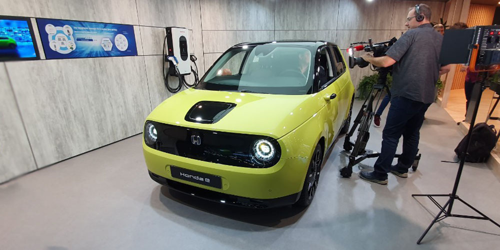 Honda E