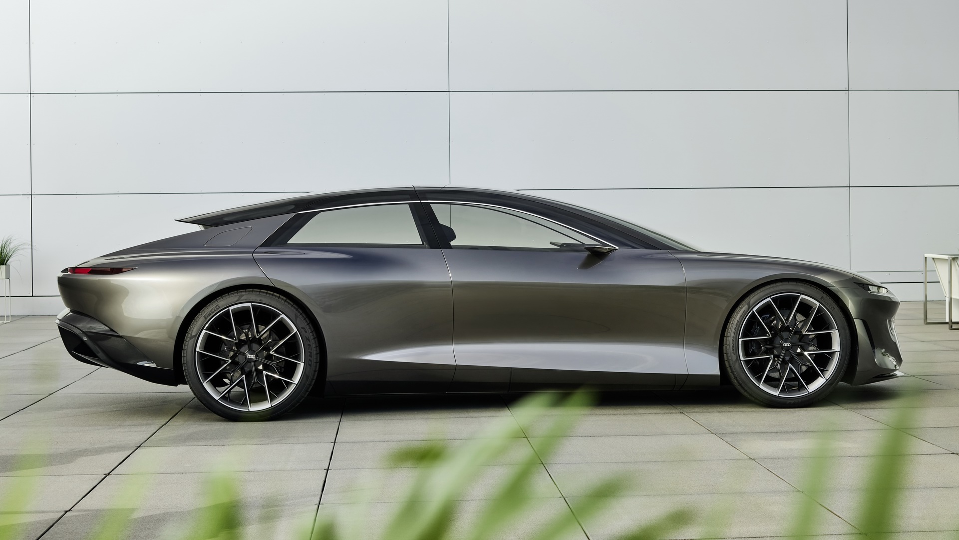 Новая ауди 2024 года. Audi Concept 2021. Audi Grand Sphere 2022. Audi a8 e-tron. Ауди а8 2024.