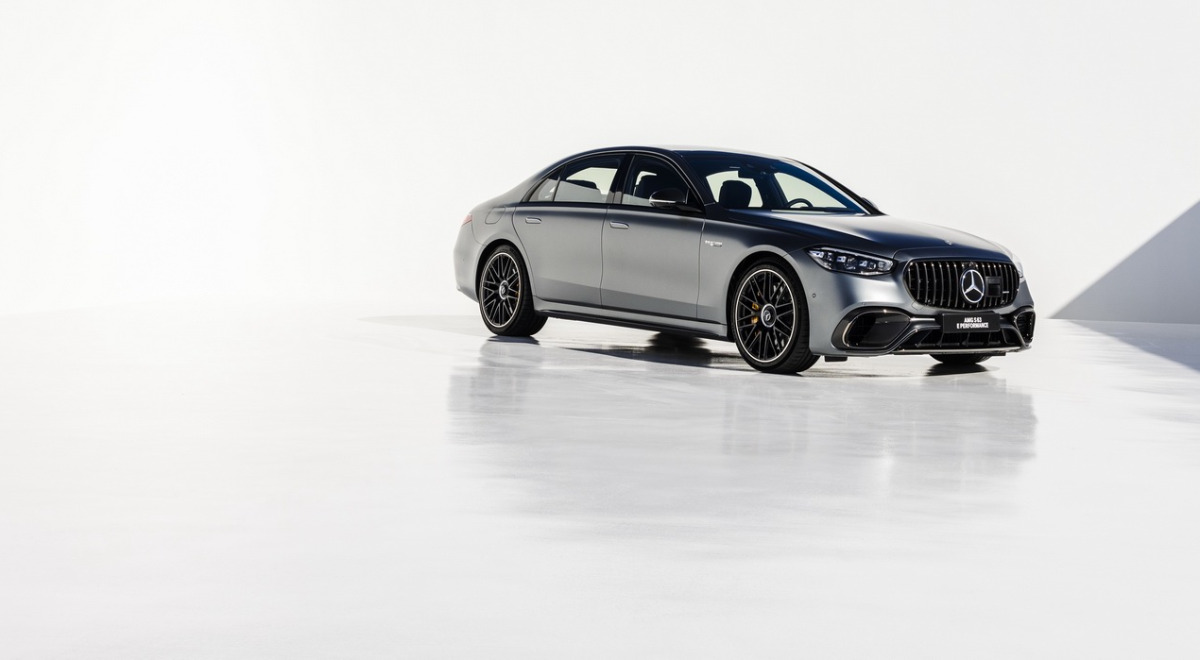 Mercedes-AMG S63 E Performance