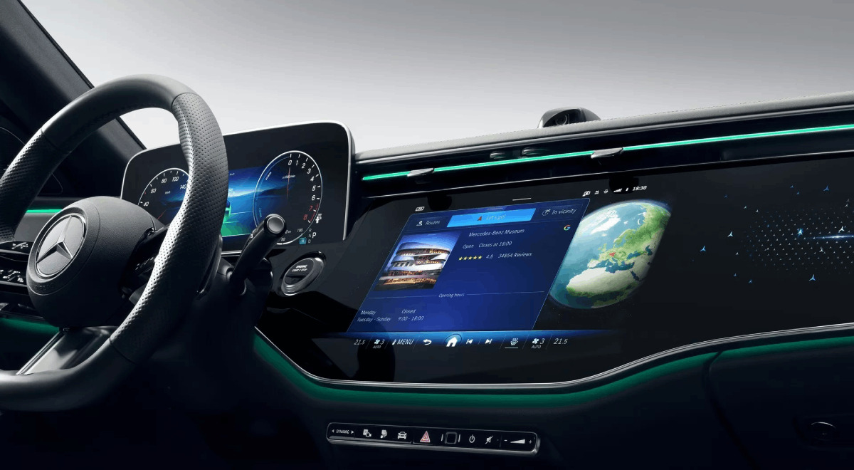 Mercedes Google