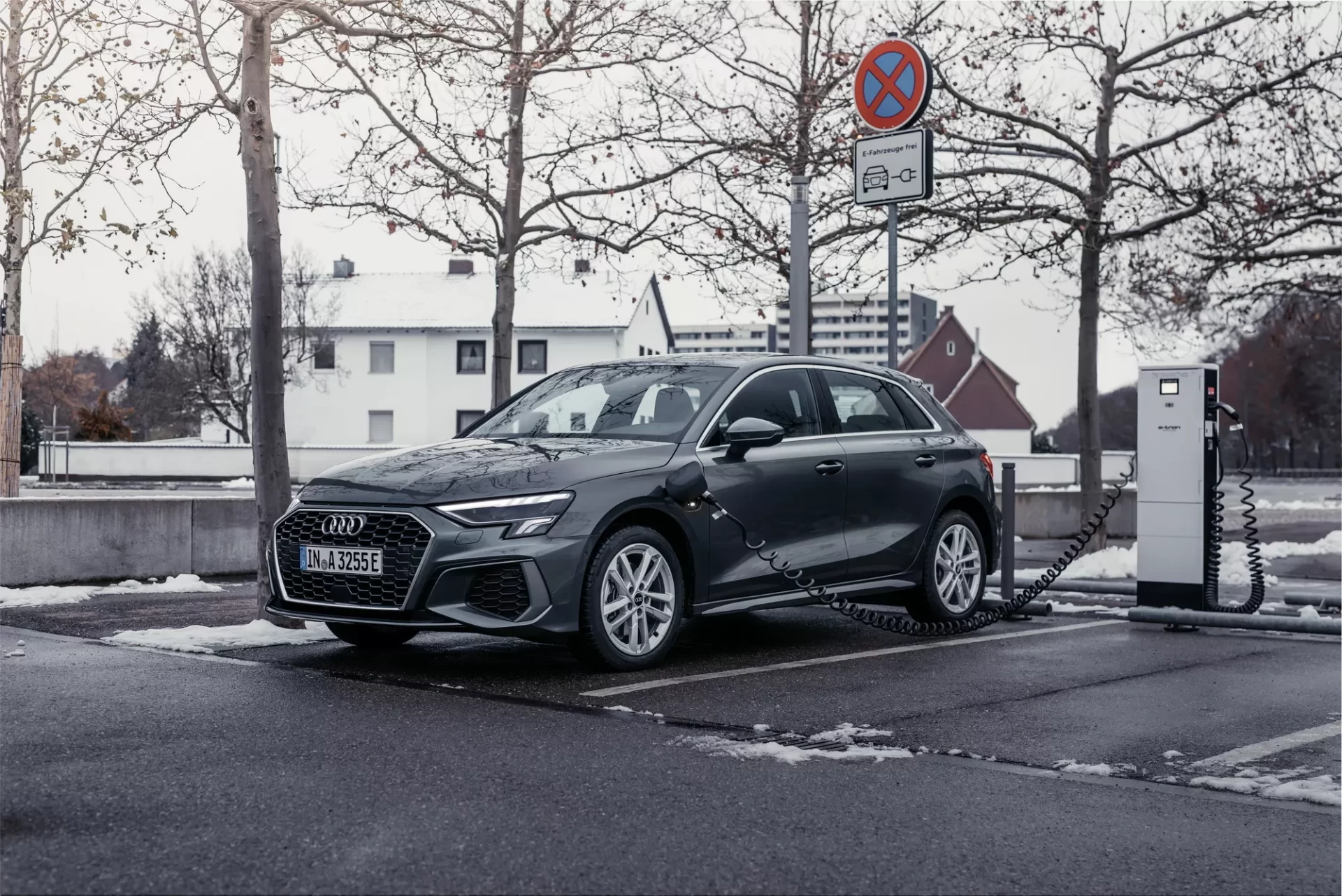 Audi потврди дека подготвува нов ЕВ како замена за A3