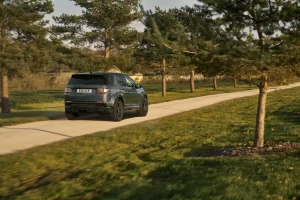 Land Rover Discovery Sport 2024