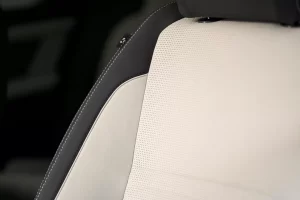 Land Rover Discovery Sport 2024