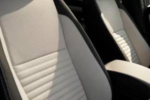 Land Rover Discovery Sport 2024