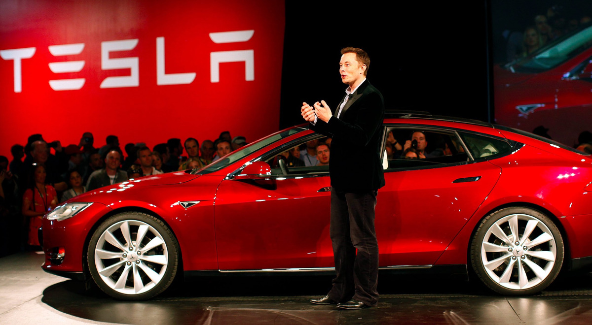 Елон Маск Tesla