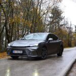 Тест Toyota Camry 2.5i Hybrid Luxury