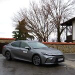 Тест Toyota Camry 2.5i Hybrid Luxury