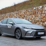 Тест Toyota Camry 2.5i Hybrid Luxury