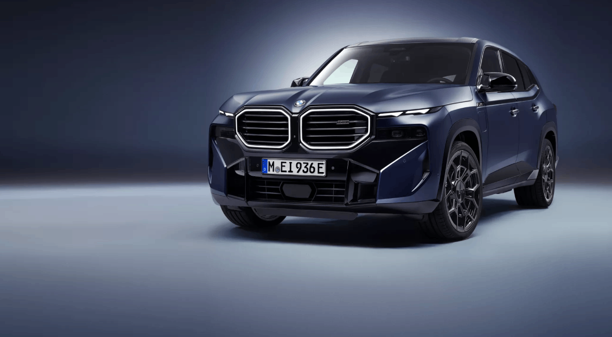 BMW XM