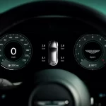 Apple CarPlay Ultra Aston Martin