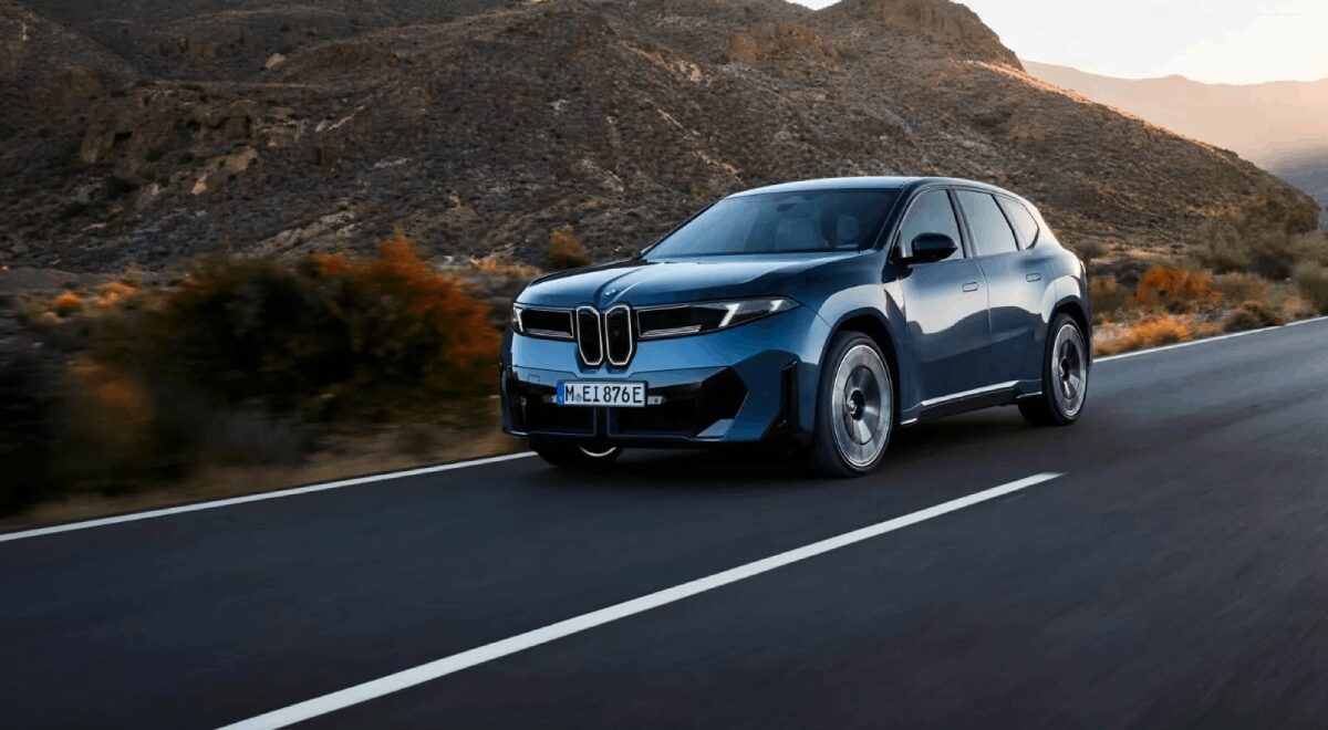 BMW iX3