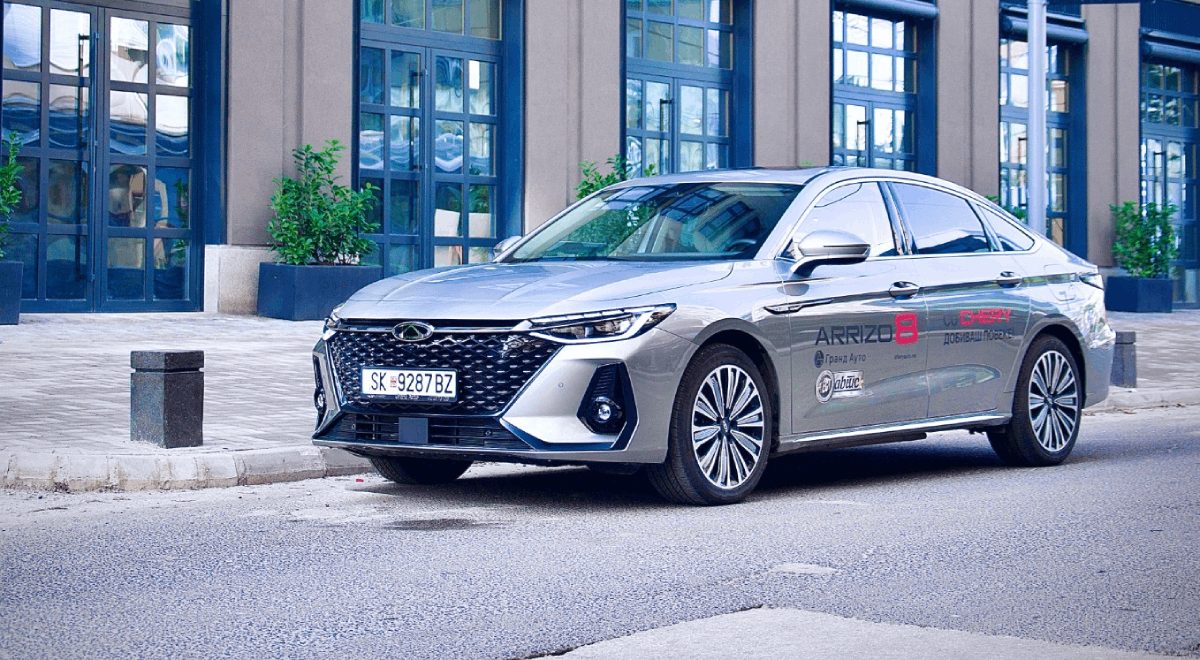 Тест Chery Arrizo 8 Plug-in Hybrid Noble Хибриден седан што ги менува правилата на игра