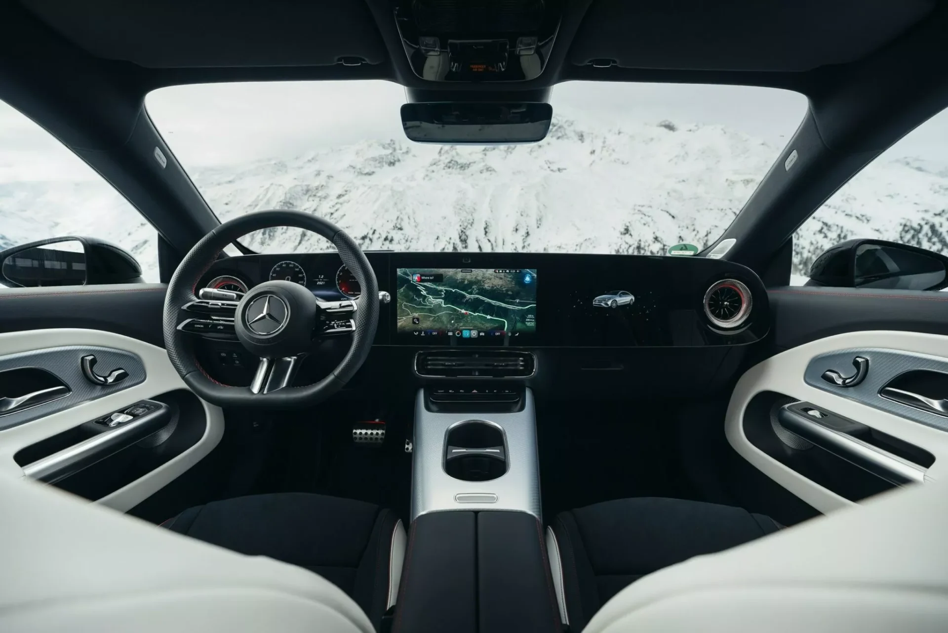 Mercedes-Benz CLA 220 Hybrid