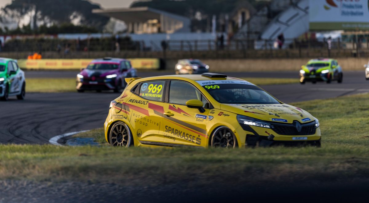 Clio Cup Europe Bojan Petrusevski