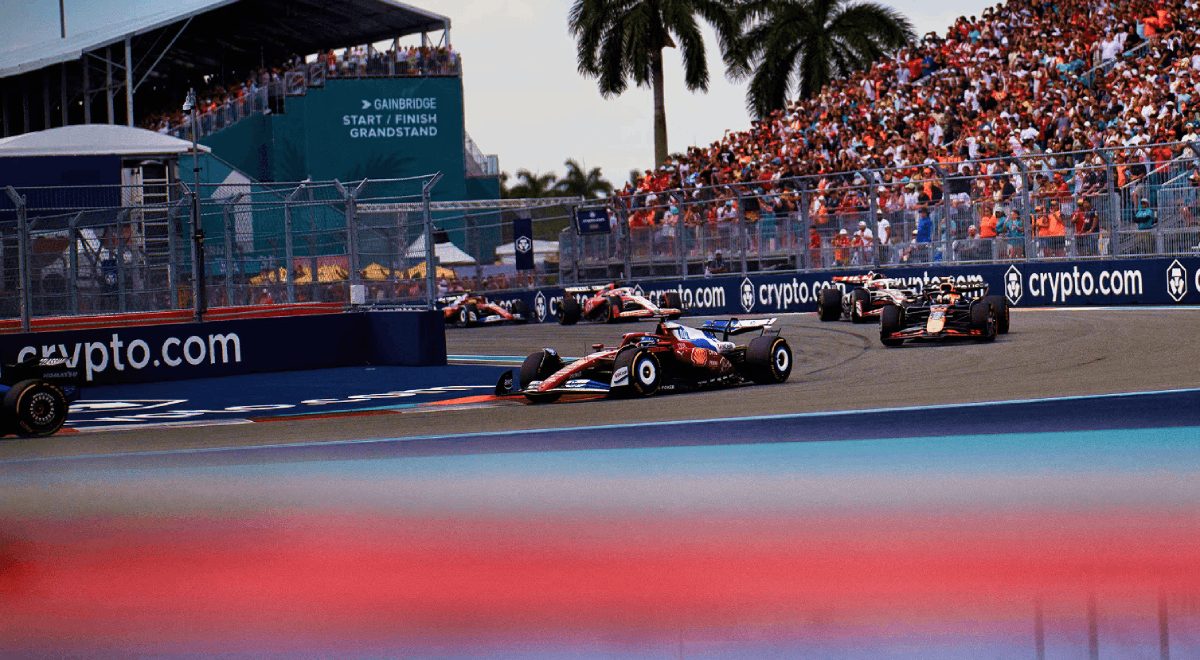 Formula 1 V8