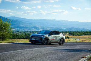 Тест Toyota C-HR+ Style Premium AWD 77 kWh
