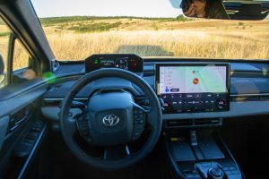 Тест Toyota C-HR+ Style Premium AWD 77 kWh