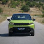 Tест Jeep Compass 1.2 MHEV AT Altitude Електрификација која не го засенува карактерот