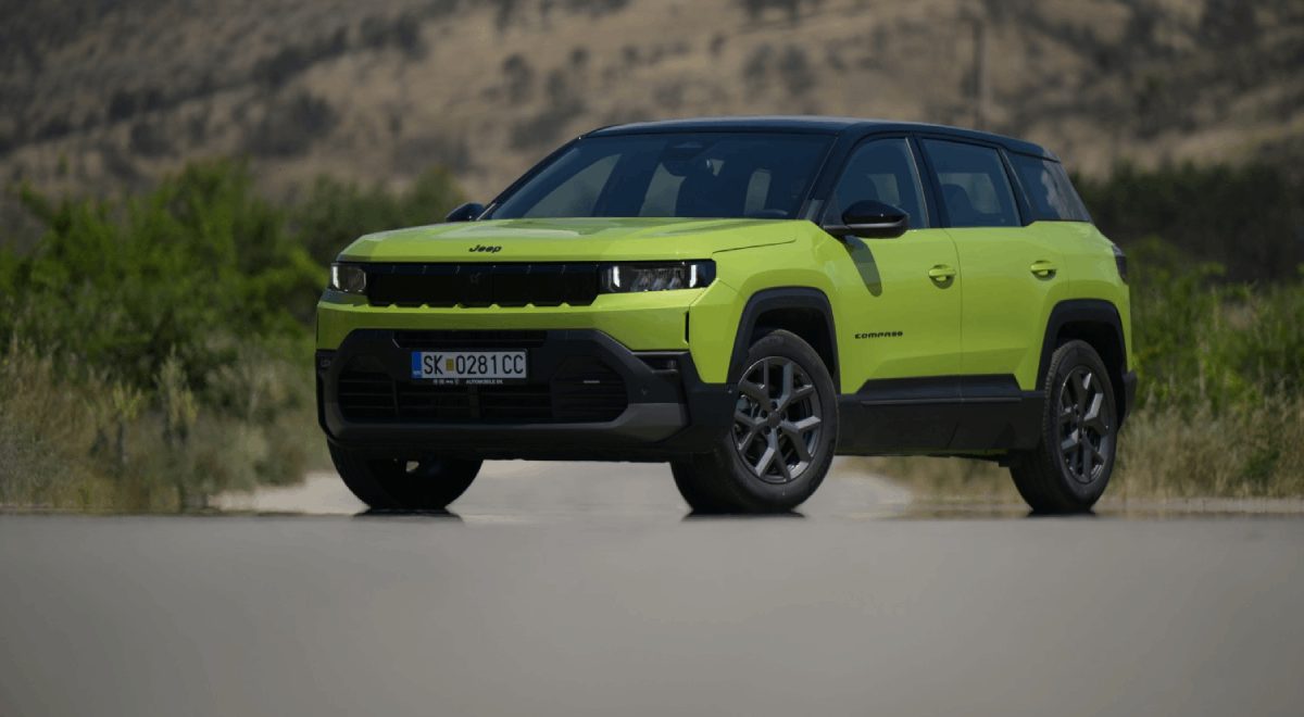 Tест Jeep Compass 1.2 MHEV AT Altitude Електрификација која не го засенува карактерот