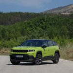 Tест Jeep Compass 1.2 MHEV AT Altitude Електрификација која не го засенува карактерот