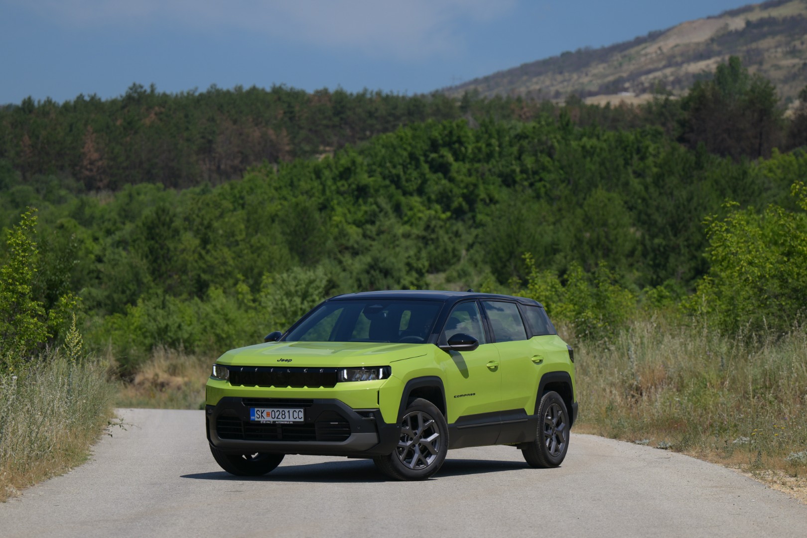 Tест Jeep Compass 1.2 MHEV AT Altitude
Електрификација која не го засенува карактерот
