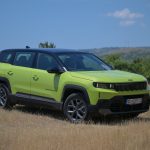 Tест Jeep Compass 1.2 MHEV AT Altitude Електрификација која не го засенува карактерот