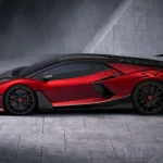 Lamborghini Revuelto SV