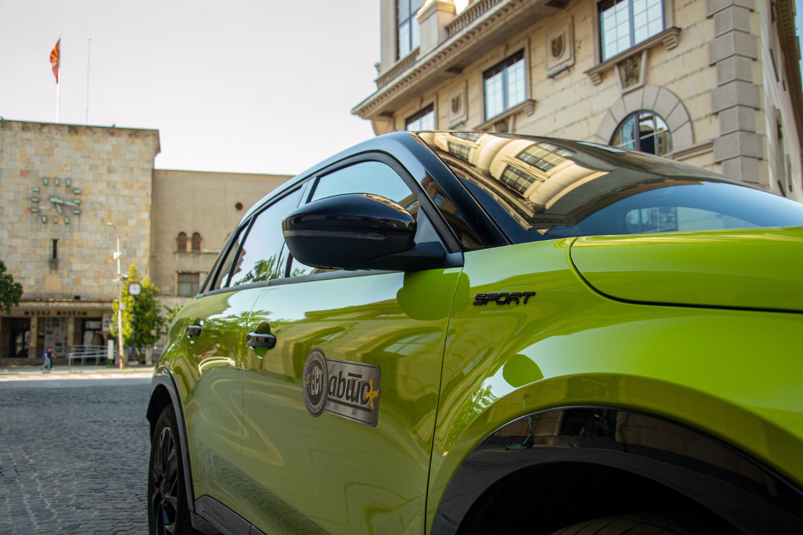 Тест Fiat 600 1.2 Hybrid 136 AT Sport: Кога стилот добива спортски карактер
