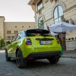 Тест Fiat 600 1.2 Hybrid 136 AT Sport: Кога стилот добива спортски карактер