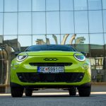 Тест Fiat 600 1.2 Hybrid 136 AT Sport: Кога стилот добива спортски карактер