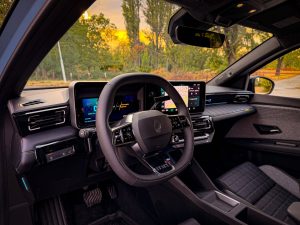 Тест Renault 4 E-Tech Electric
