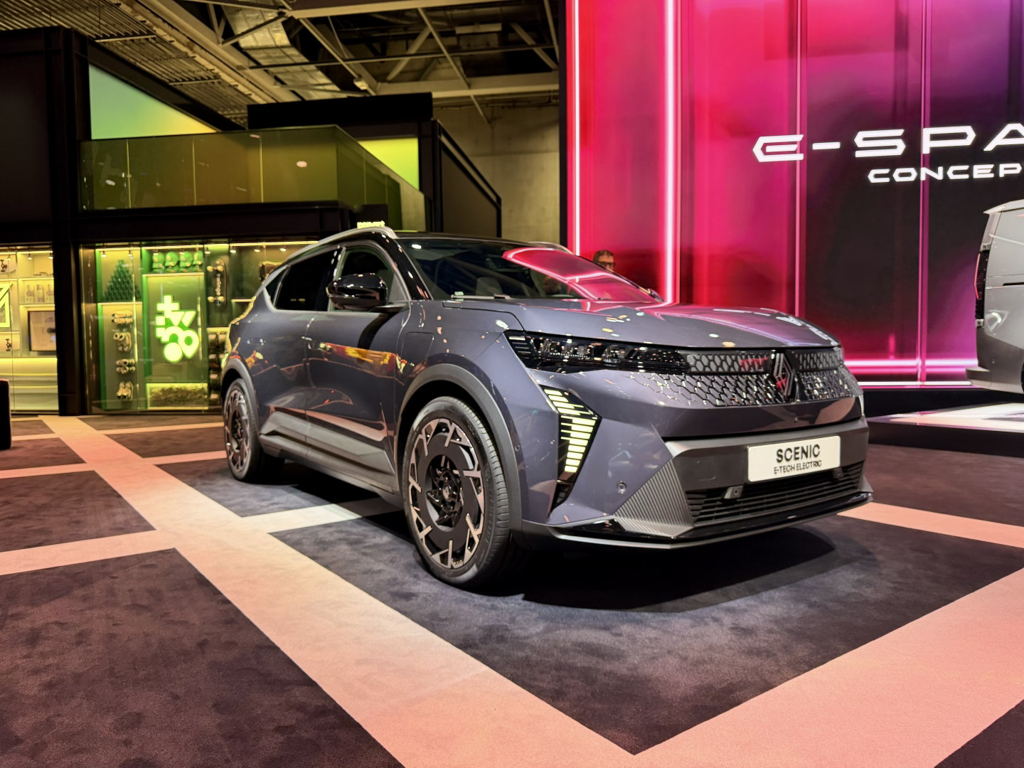 Renault Group Paris