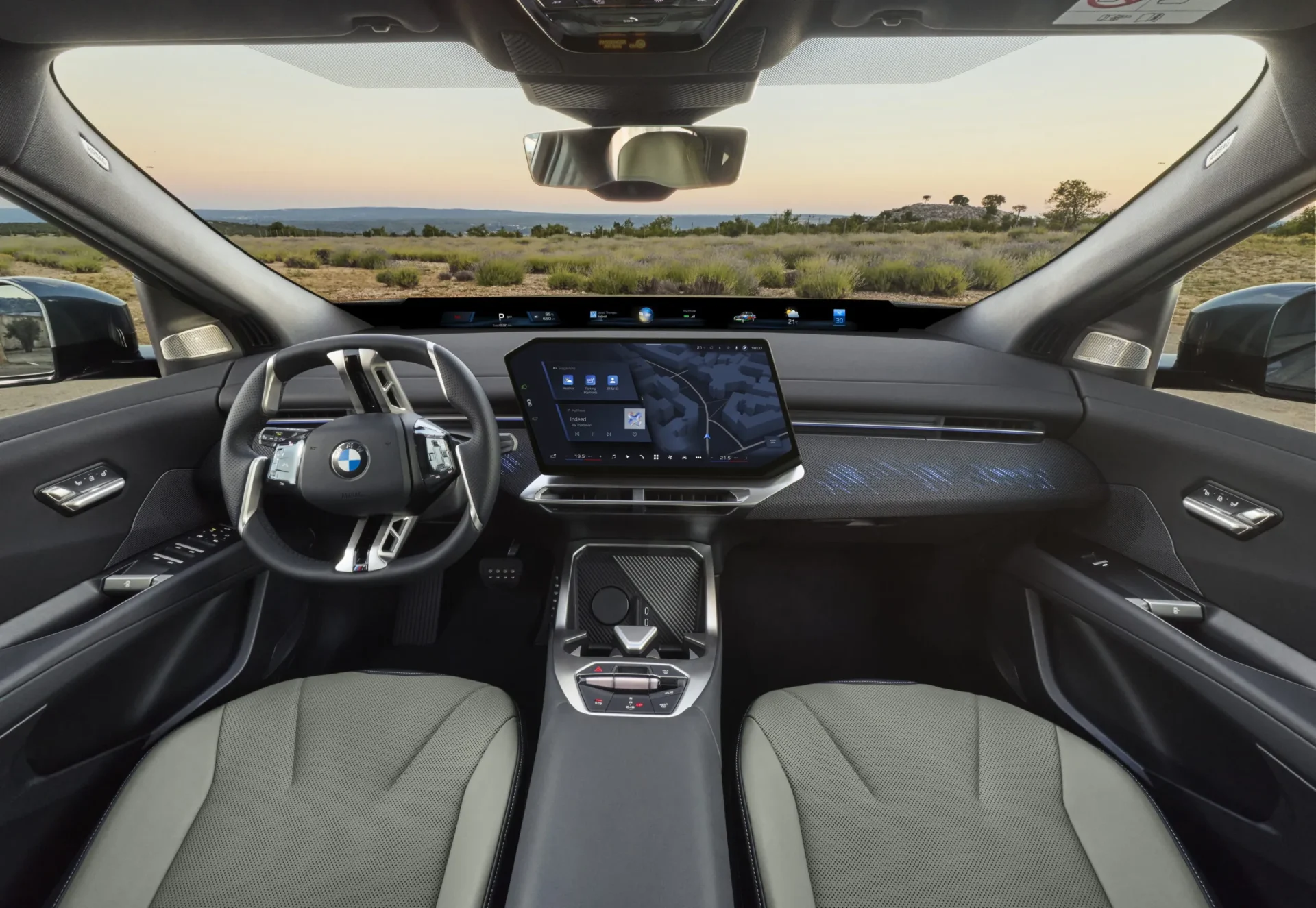 BMW iX4